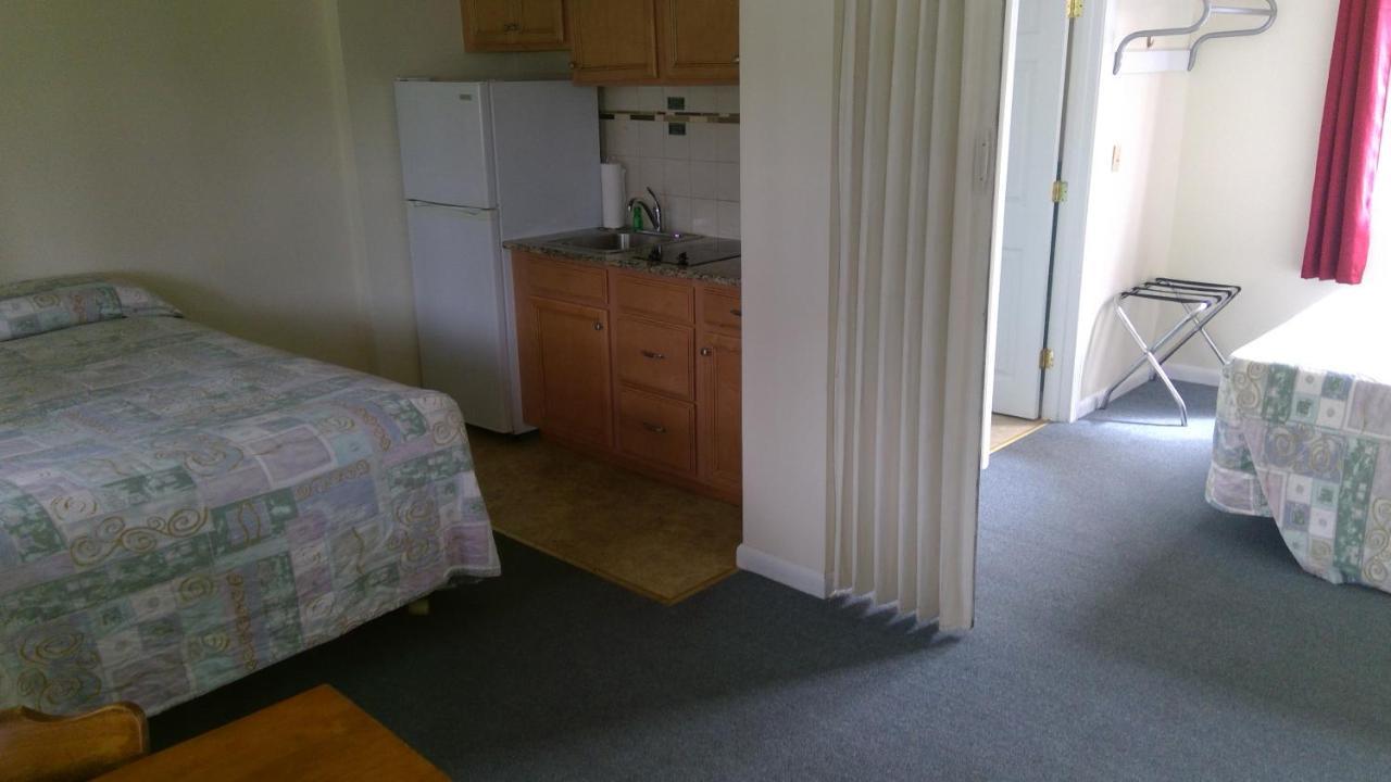 Village Green Motel Yarmouth Luaran gambar